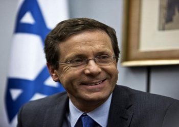 الرئيس الإسرائيلي يزور اليونان قبل تركيا