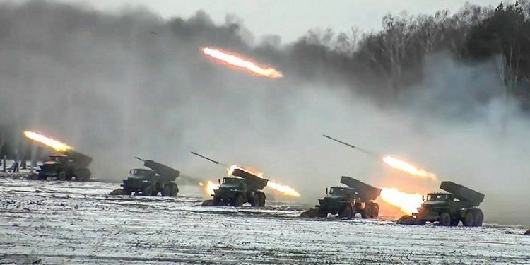 أوكرانيا تسقط 22 مقاتلة ومروحية روسية وتدمر 102 دبابة