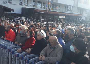 الشرطة تفض مظاهرة في إسكيشهر احتجاجًا على ارتفاع الأسعار