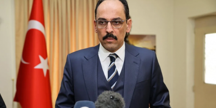 رويترز: تركيا تستعد لإغلاق البسفور والدردنيل أمام روسيا