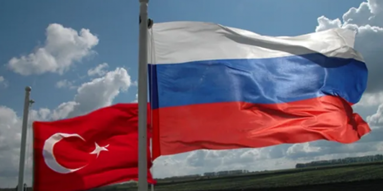 هل تنجرف تركيا أكثر نحو روسيا بعد غزو اوكرانيا؟