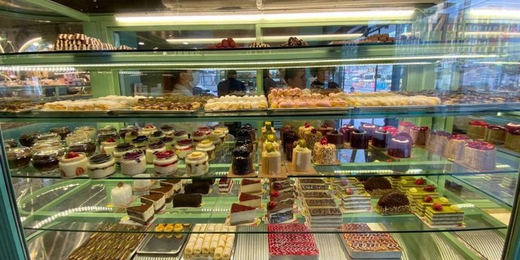 تركيا.. محلات الحلوى تستعد لرفع أسعارها