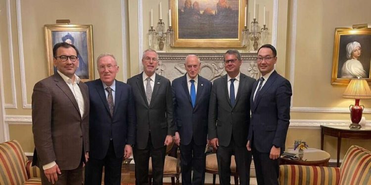 سفيري تركيا وإسرائيل في الولايات المتحدة على مأدبة عشاء واحدة