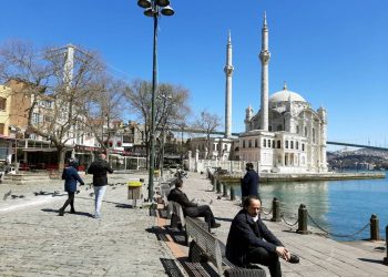 قطاع السياحة في تركيا يطالب الحكومة بالدعم