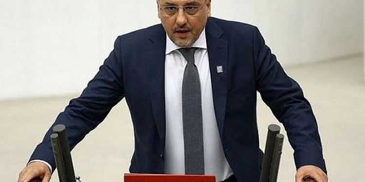 برلماني تركي يتحدث عن “مؤامرة دموية”