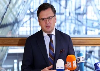 تركيا ترتب للقاء مرتقب بين وزيري خارجية روسيا وأوكرانيا