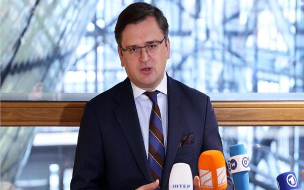 تركيا ترتب للقاء مرتقب بين وزيري خارجية روسيا وأوكرانيا