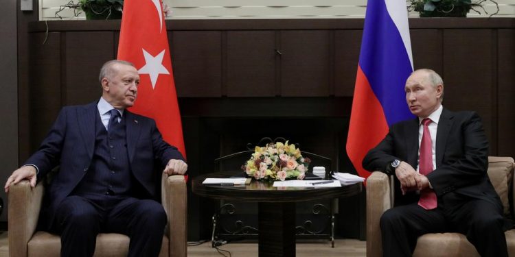 أردوغان ينتقد “الحملات التمييزية” الغربية ضد روسيا