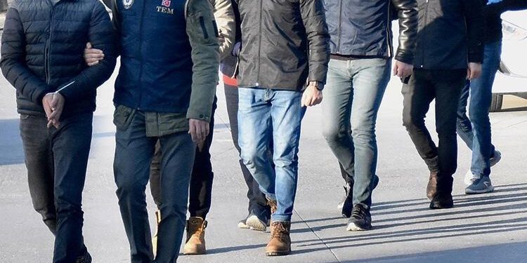 تركيا.. اعتقال 67 في حملة أمنية ضد حركة الخدمة