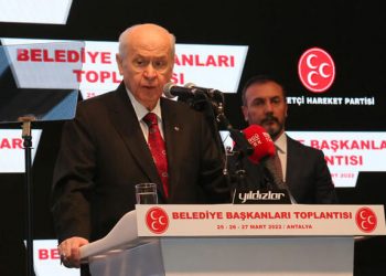 دولت بهجلي: باباجان”منشق وغير موثوق به”