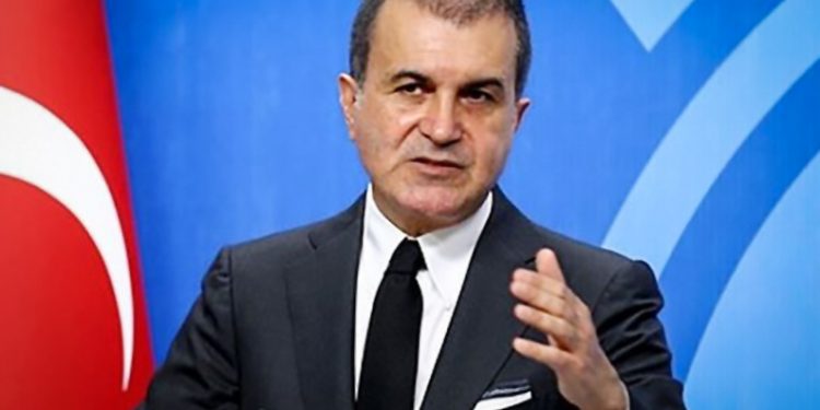 المتحدث باسم حزب أردوغان يدعو إلى معالجة مخاوف روسيا