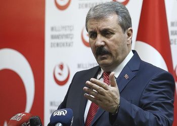 تركيا.. حزب بالتحالف الحاكم يرفض قانون الانتخابات