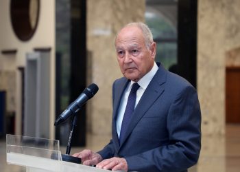 أبو الغيط يؤكد من بيروت: الانتخابات اللبنانية محطة مهمة على طريق الاستقرار