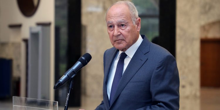 أبو الغيط يؤكد من بيروت: الانتخابات اللبنانية محطة مهمة على طريق الاستقرار