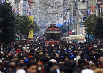 عدد السياح في إسطنبول يرتفع 173٪ قبل الحرب