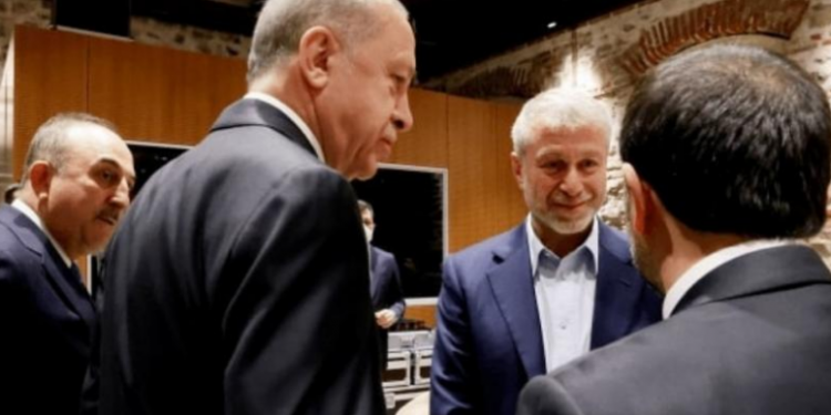 الملياردير الروسي رومان أبراموفيتش يلتقي أردوغان في إسطنبول