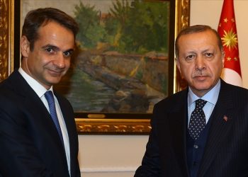 إصابة رئيس وزراء اليونان بفيروس كورونا بعد لقاء أردوغان