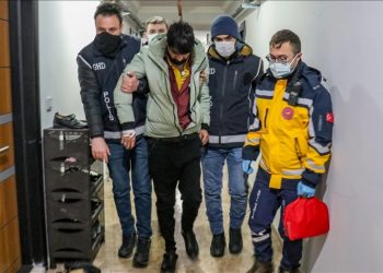 تركيا تعنقل 41 مهاجرًا أفغانيًّا دخلوا بطريقة غير شرعية