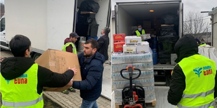 مؤسسة تركية تقدم مساعدات إنسانية للاجئين الأوكرانيين في رومانيا