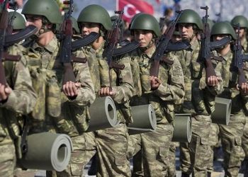 هل قررت تركيا نقل جنود من سوريا إلى العراق؟