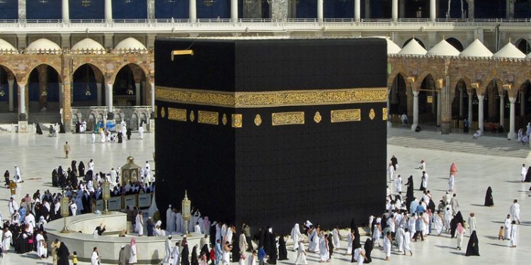 ارتفاع قيمة العمرة في تركيا 150% بسبب انهيار الليرة التركية