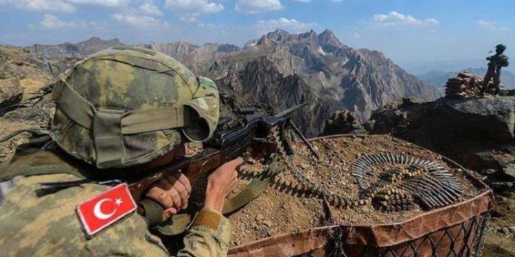 وزارة الدفاع التركية تعلن انتهاء المرحلة الأولى من عملية “قفل المخلب” في كردستان العراق