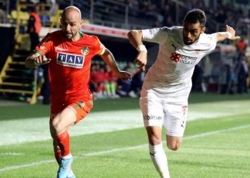 سيفاسبور يفوز على ألانيا سبور