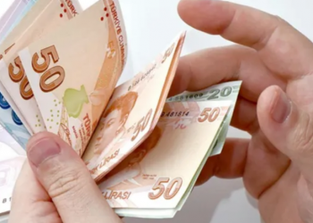 اتحاد العمال الأتراك يطالب بزيادة المرتبات لمواجهة التضخم