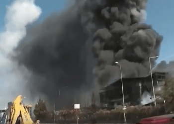 انفجار داخل مصنع في “إسطنبول” يوقع قتلى وجرحى