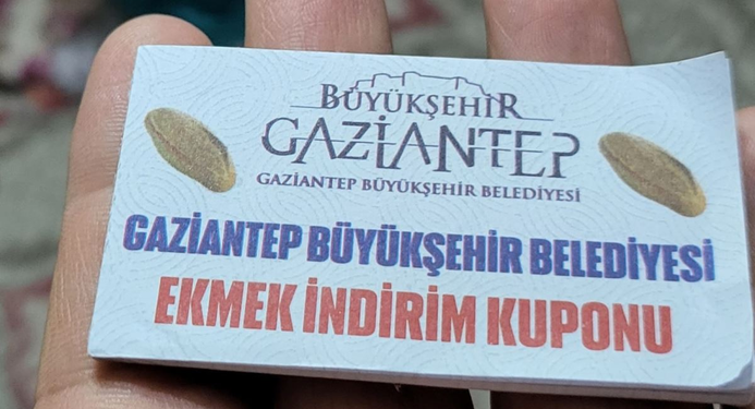 بلدية غازي عنتاب تبدأ توزيع قسائم الخبز الرخيص