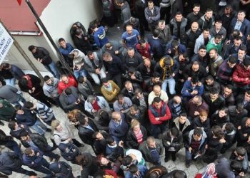 تقرير: واحد من كل 4 شباب في تركيا بدون عمل أو تعليم