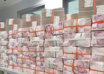 حكومة أردوغان تتحمل 19 مليار ليرة فوائد خلال شهر