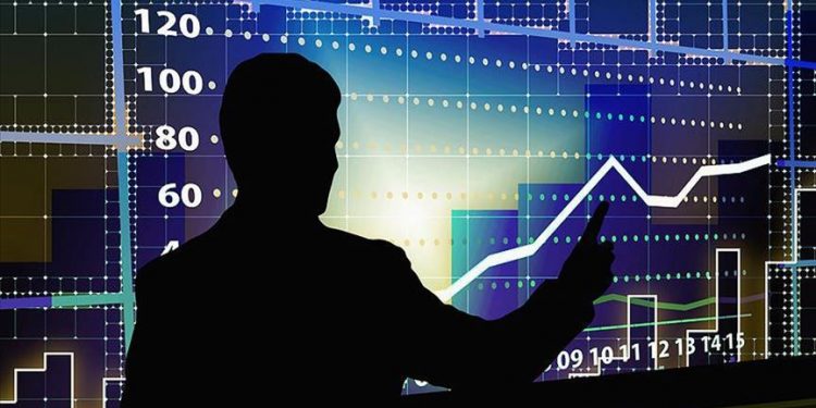 المفوضية الأوروبية تخفض توقعات نمو تركيا إلى 2٪