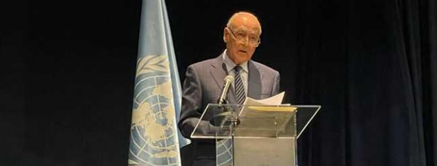 أبو الغيط يصل إلى مسقط لافتتاح أعمال المنتدى الثالث للمنافسة بالمنطقة العربية