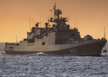 أوكرانيا تعلن تدمير سفينة عسكرية روسية بطائرة تركية