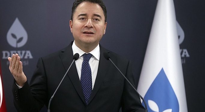 باباجان: الحكومة تعثرت عندما نفد الاحتياطي الأجني