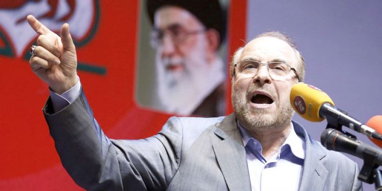 انتقادات لرئيس البرلمان الإيراني بسبب زيارة عائلته إلى تركيا