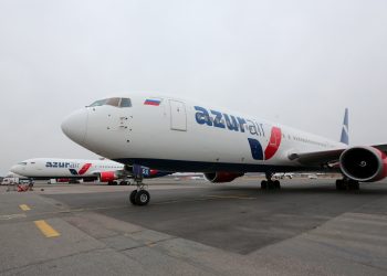 بلومبرج: شركات الطيران الروسية تقرر إطلاق رحلات من تركيا