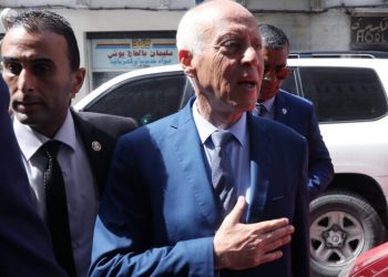 قوات الأمن التونسية تعلن إحباط محاولة اغتيال استهدفت الرئيس “قيس سعيّد”