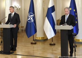 صحف تركية تتحدث عن ضغوطات من قبل “أمريكا” و”بريطانيا” على “السويد” و”فنلندا” لتلبية مطالب “تركيا”