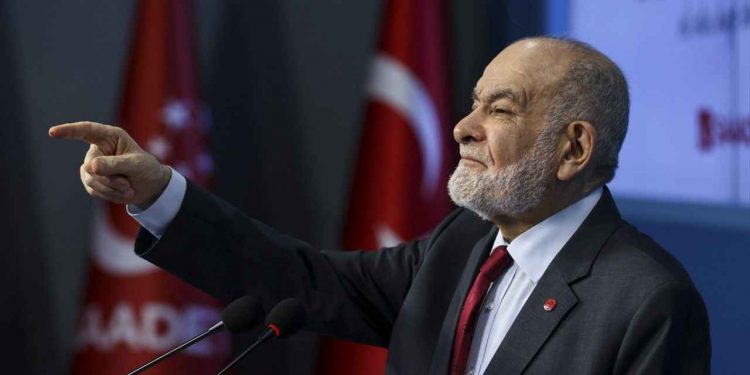 زعيم حزب تركي: لن نتسامح مع “القلة السعيدة”