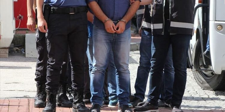 اعتقال أكاديميين في تركيا بتهمة الانتماء لحركة الخدمة