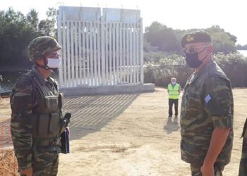 اليونان تضاعف طول جدارها على الحدود التركية ثلاث مرات