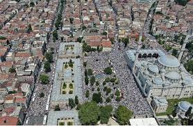 تشييع جثمان الشيخ “محمود أفندي” بحضور أردوغان ومئات الآلاف من المحبين