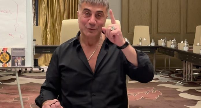 سادات بكر للأتراك: احموا صناديق الاقتراع.. لن يتركوا السلطة بعد خسارتهم