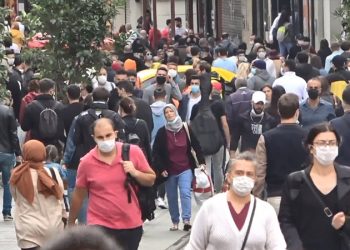 تركيا: إصابات كورونا الأسبوعية ترتفع إلى 226 ألف و532 إصابة
