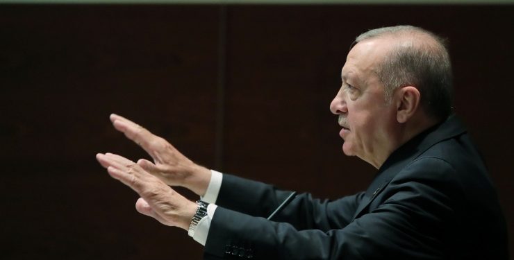 76% من الأتراك يقولون إن حكومة أردوغان لا يمكنها إصلاح الاقتصاد 