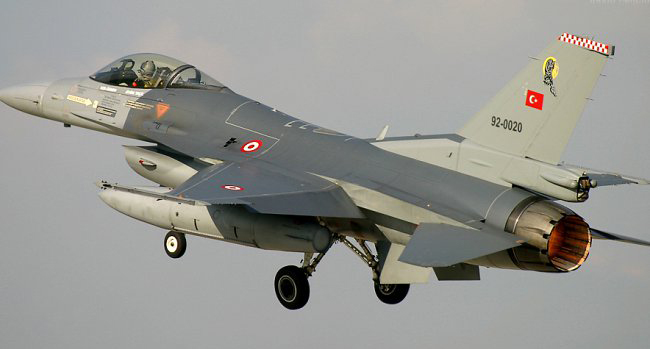 بايدن يعلق الموافقة على بيع مقاتلات “إف 16” إلى تركيا على موافقة الكونغرس