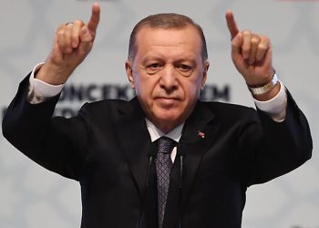 83% من الأتراك يرفضون وصف “عاهرين” الذي يستخدمه أردوغان