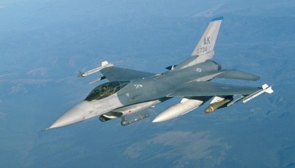 الكونغرس يفرض على تركيا احترام مجال اليونان الجوي كشرط لتسليم تركيا مقاتلات إف-16